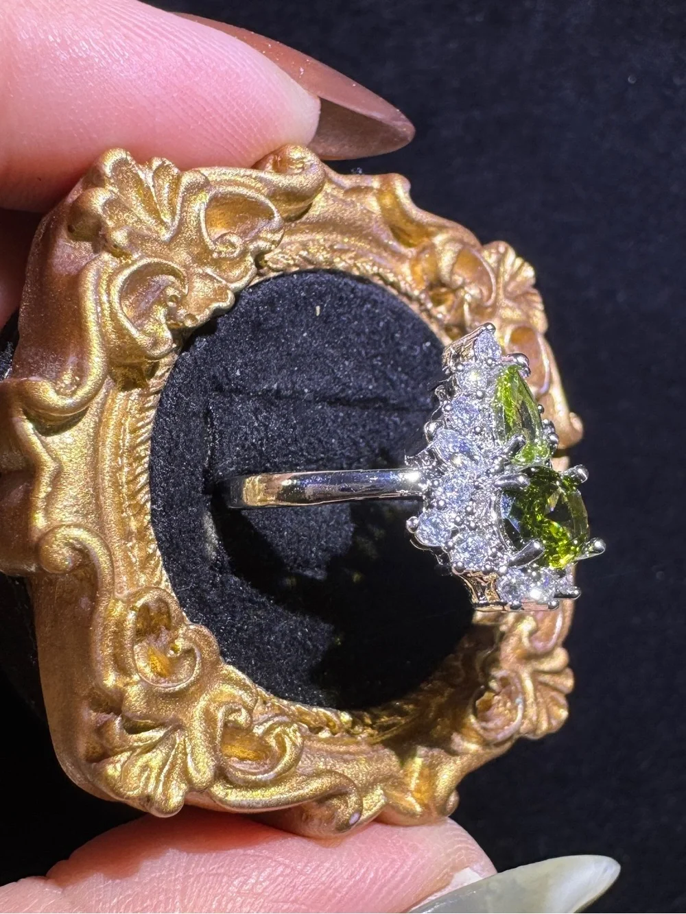 N/A sparkling green